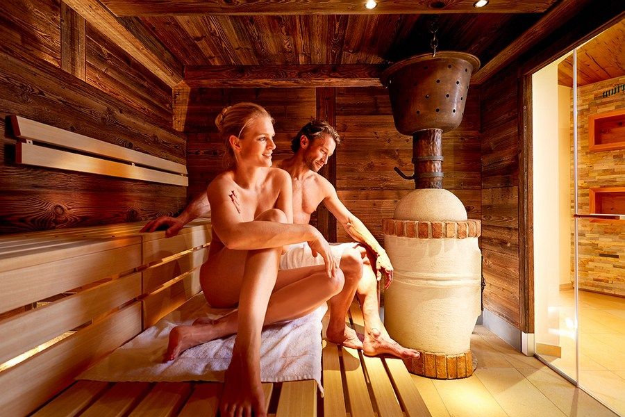 nudist women sauna